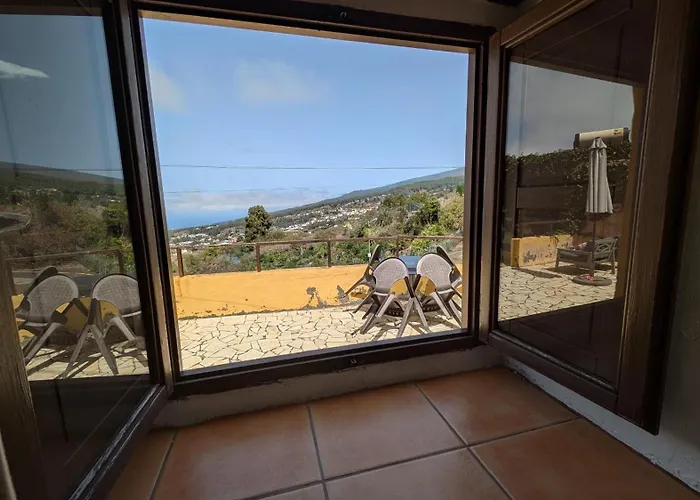 Country Private * El Amparo